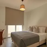 Phaedrus Living Coral Seabreeze Apartment