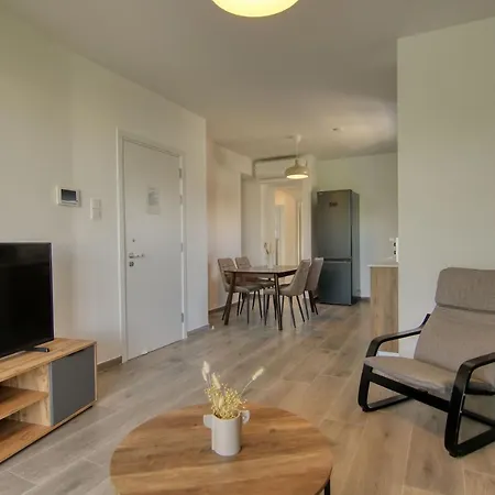 Phaedrus Living Coral Seabreeze Апартаменты