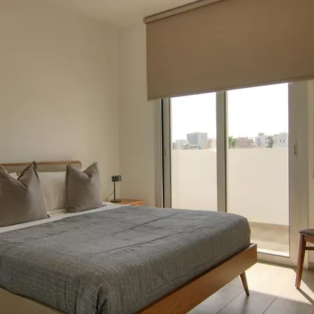 Phaedrus Living Coral Seabreeze Апартаменты