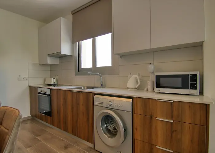 Phaedrus Living Coral Seabreeze Lejlighed *